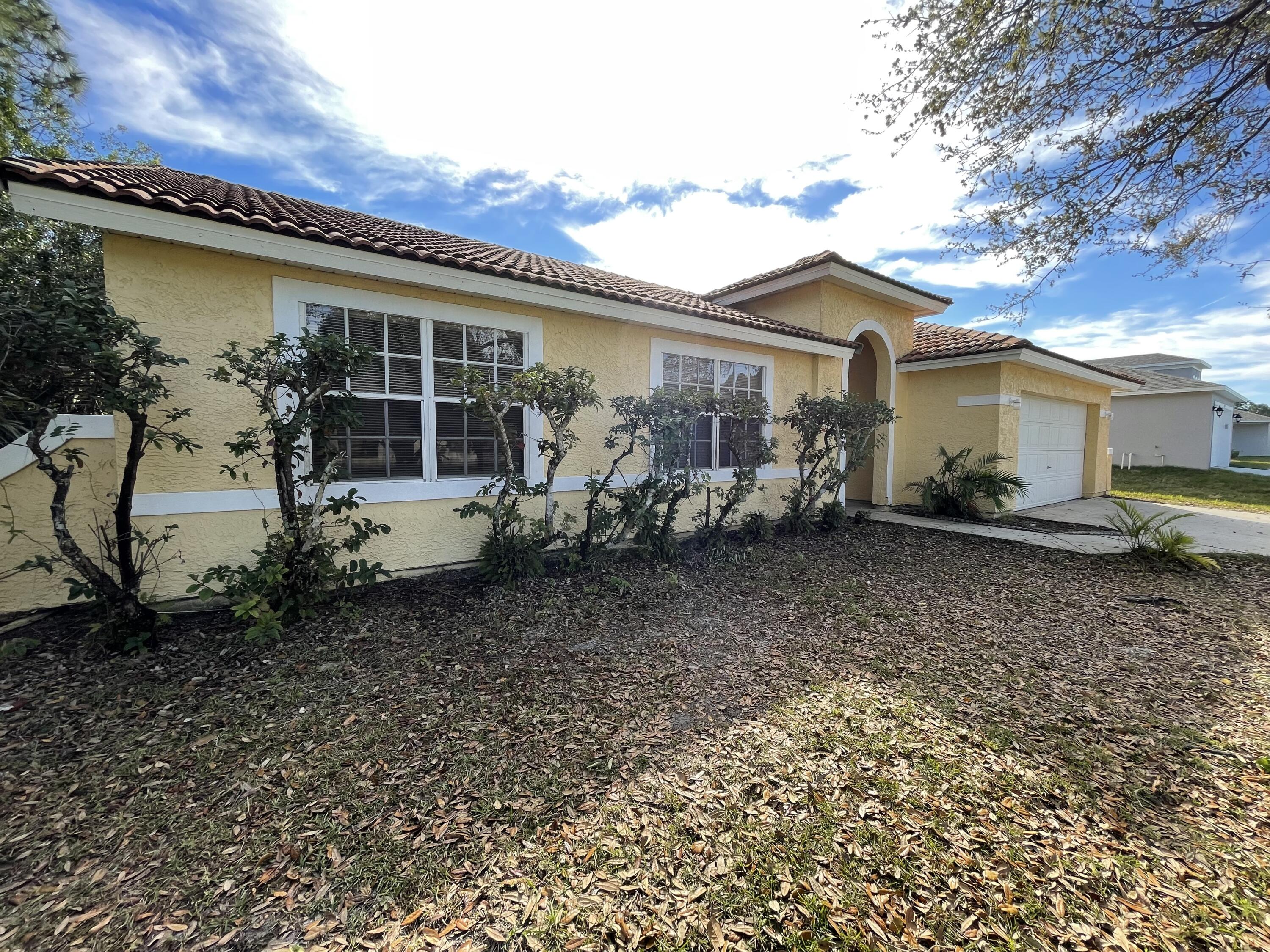 823 Underhill Avenue SE Palm Bay FL 32909