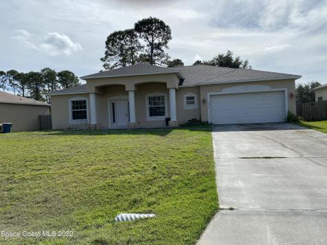 132 Haines Road SW Palm Bay FL 32908