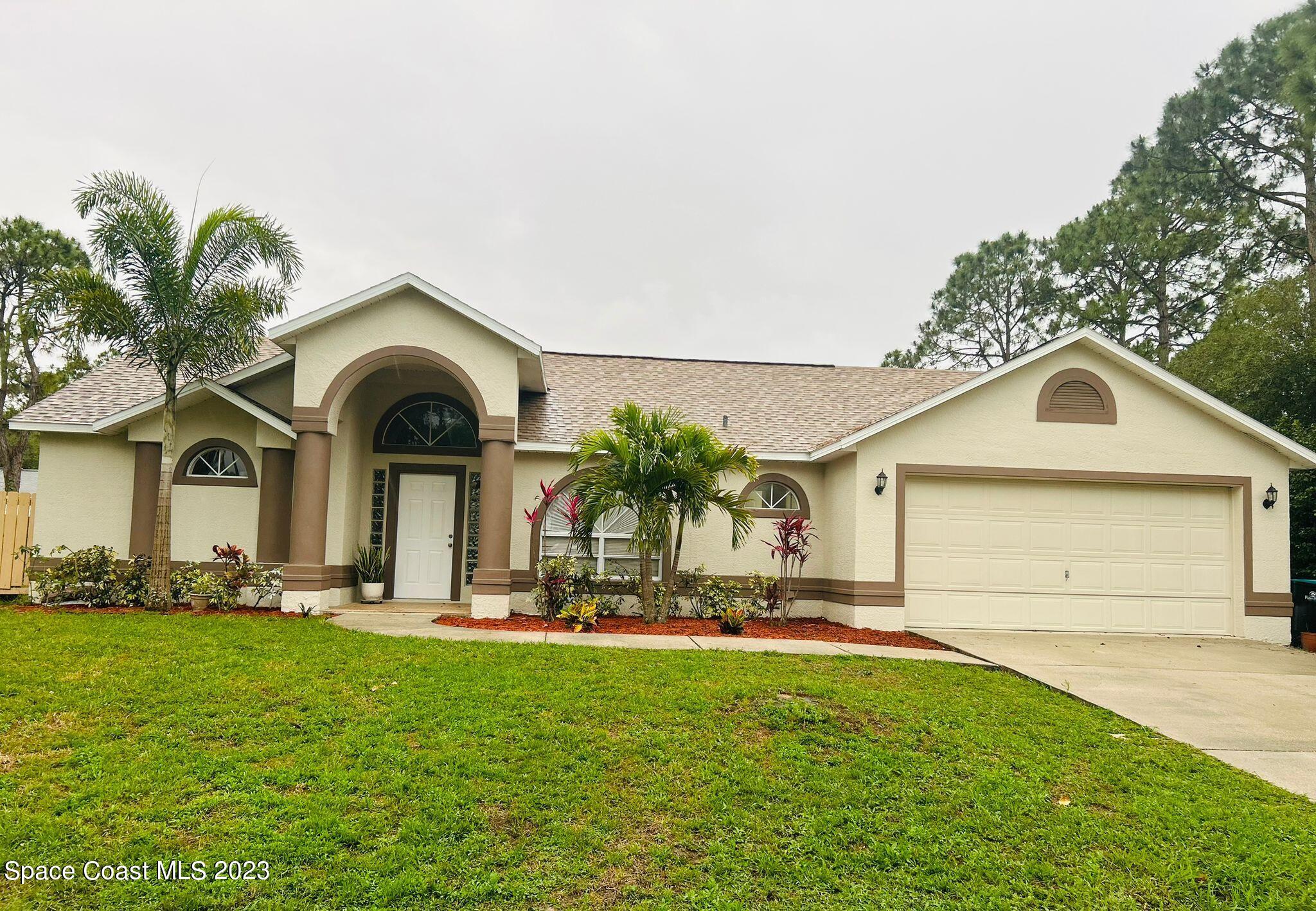1246 Harwick Street SW Palm Bay FL 32908