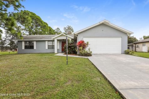 597 Hillsdale Avenue NW Palm Bay FL 32907