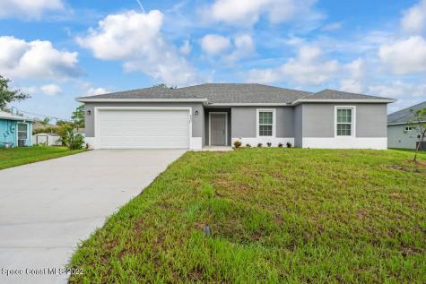 457 Haleybury Street SW Palm Bay FL 32908