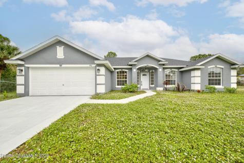 461 Halloran Street SE Palm Bay FL 32909