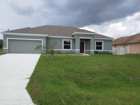 547 Fitzsimmons Street SW Palm Bay FL 32908