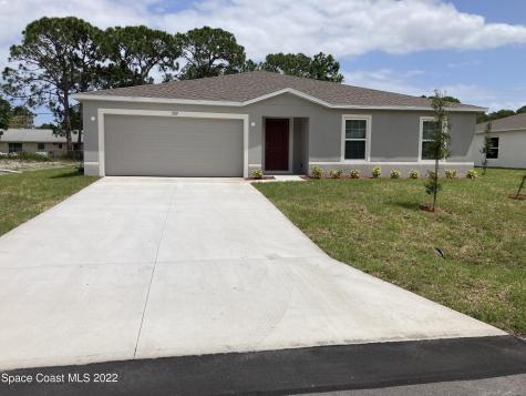 2121 Sans Souci Avenue SE Palm Bay FL 32909