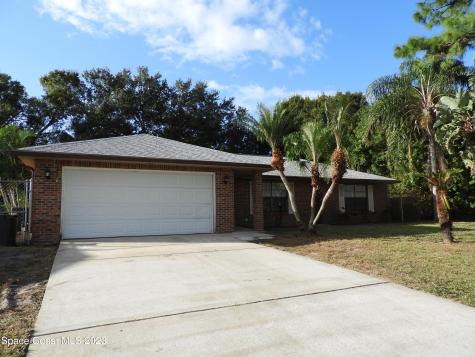 627 Fairhaven Street NE Palm Bay FL 32907