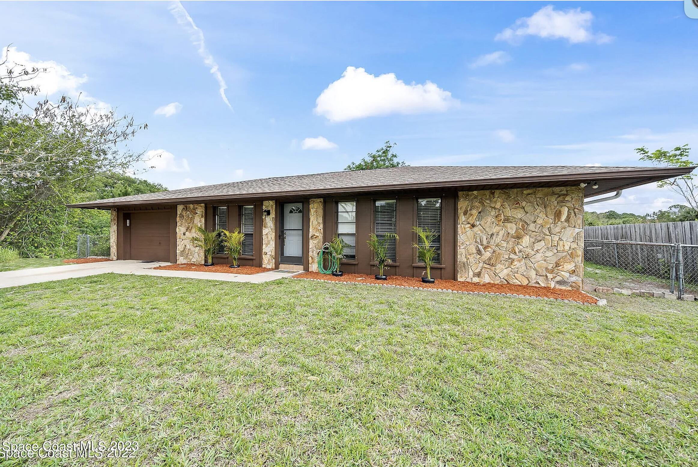 575 Troy Road SW Palm Bay FL 32908