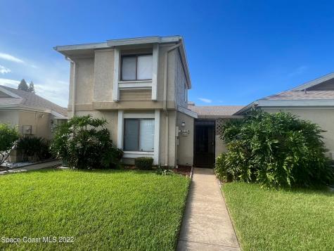 1011 Abada Court NE Palm Bay FL 32905