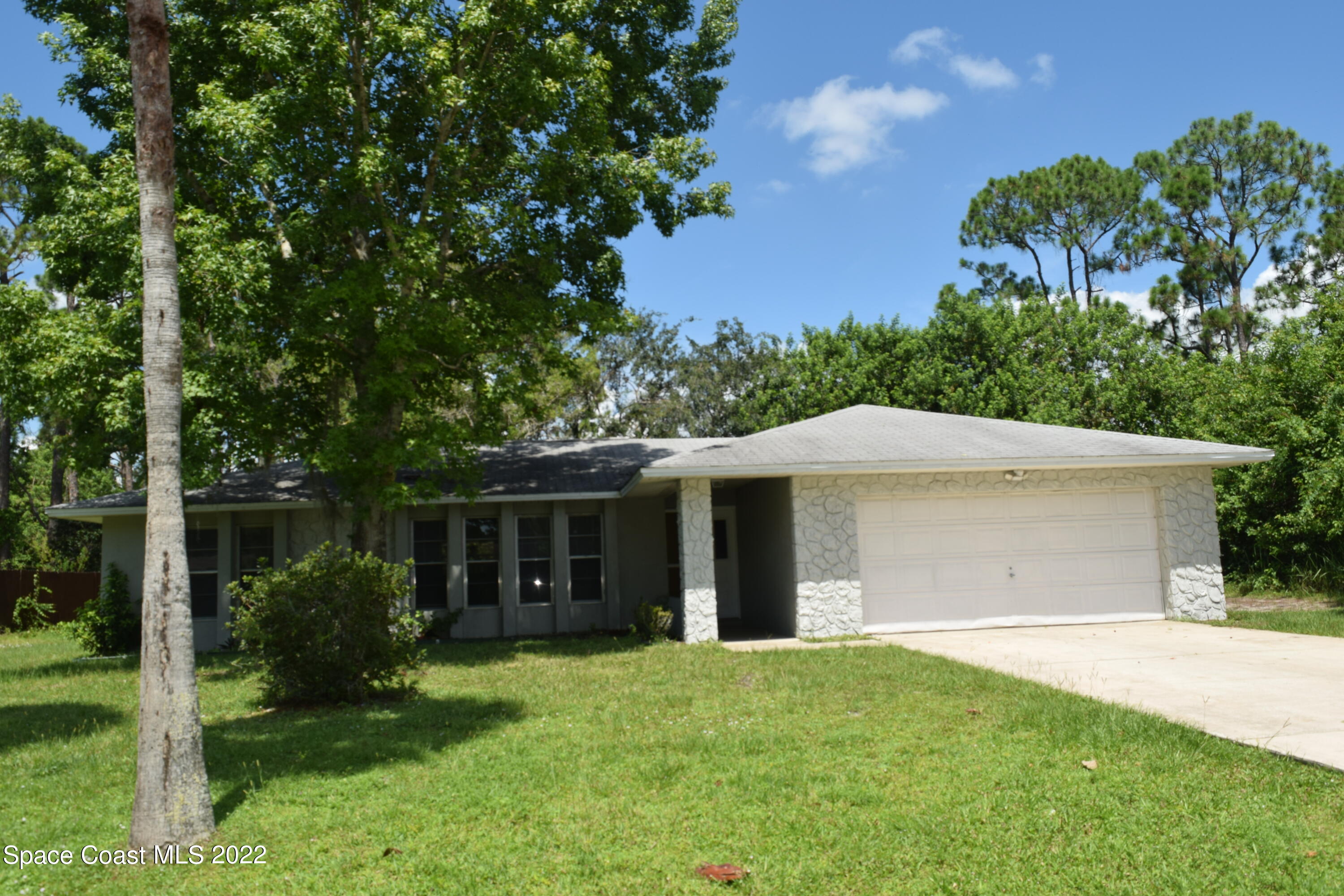 862 Bayharbor Avenue SE Palm Bay FL 32909