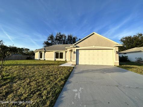 1525 Zaffer Street NW Palm Bay FL 32907