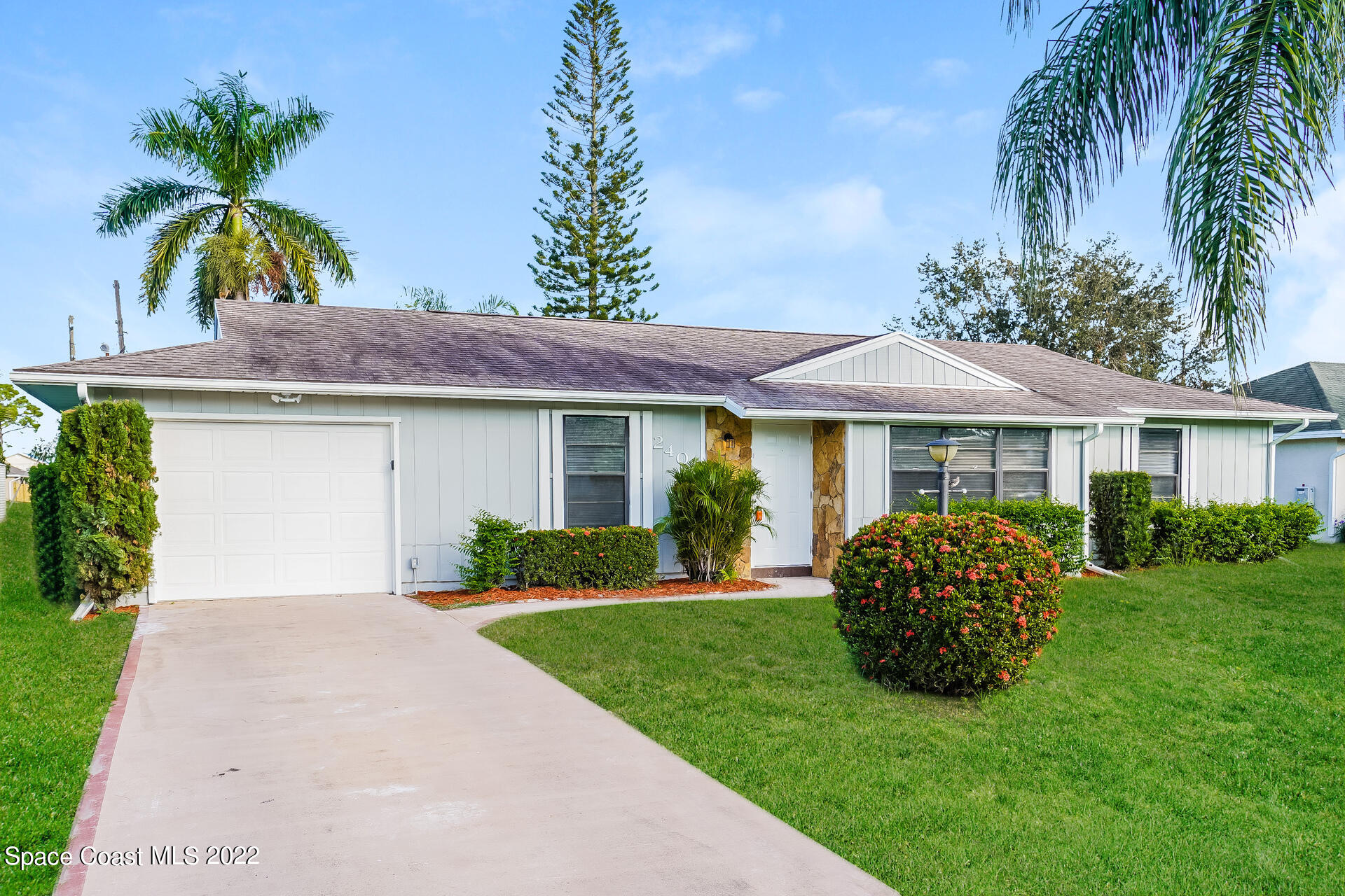 2405 SW Falcon Circle Port St Lucie FL 34953
