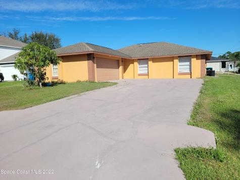 1881 Nanton Street NW Palm Bay FL 32907