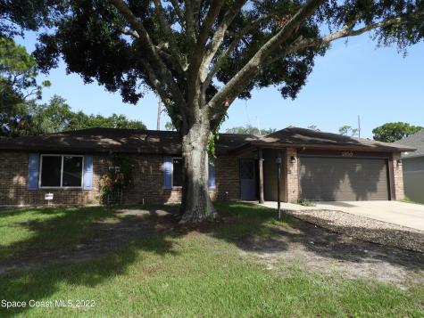 1350 Prospect Circle NE Palm Bay FL 32907