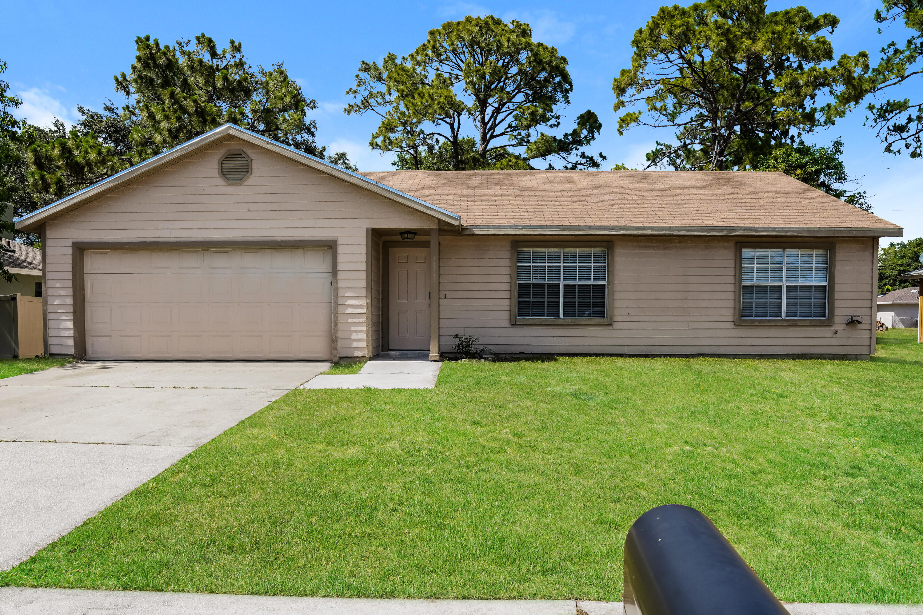 253 Emerson Drive NW Palm Bay FL 32907