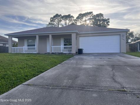 1082 Lassen Avenue NW Palm Bay FL 32907