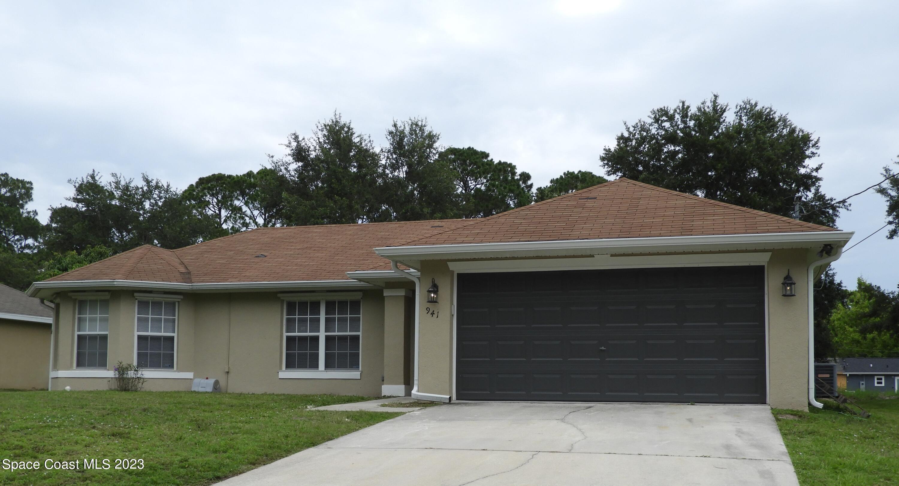 941 Wellington Street SW Palm Bay FL 32908