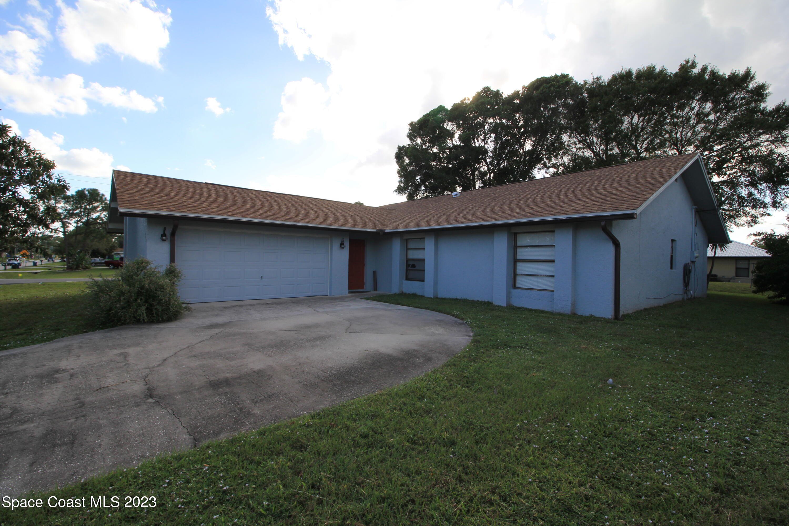 1300 Lamplighter Drive NW Palm Bay FL 32907