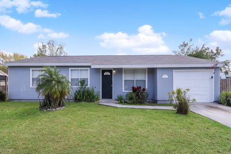 205 SW Kentwood Road Port St Lucie FL 34953