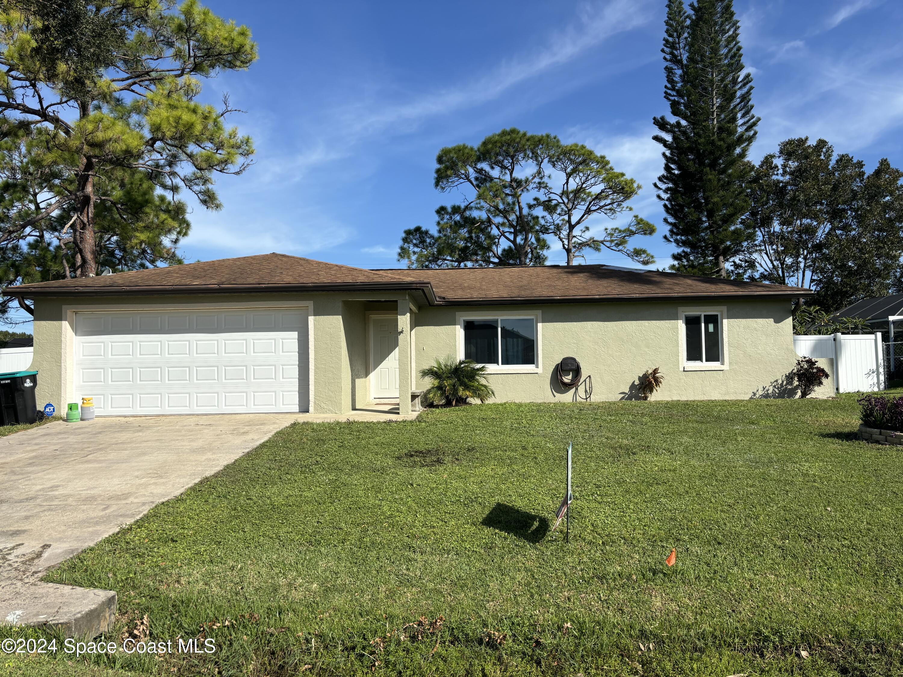 1377 Jarvis Street NW Palm Bay FL 32907
