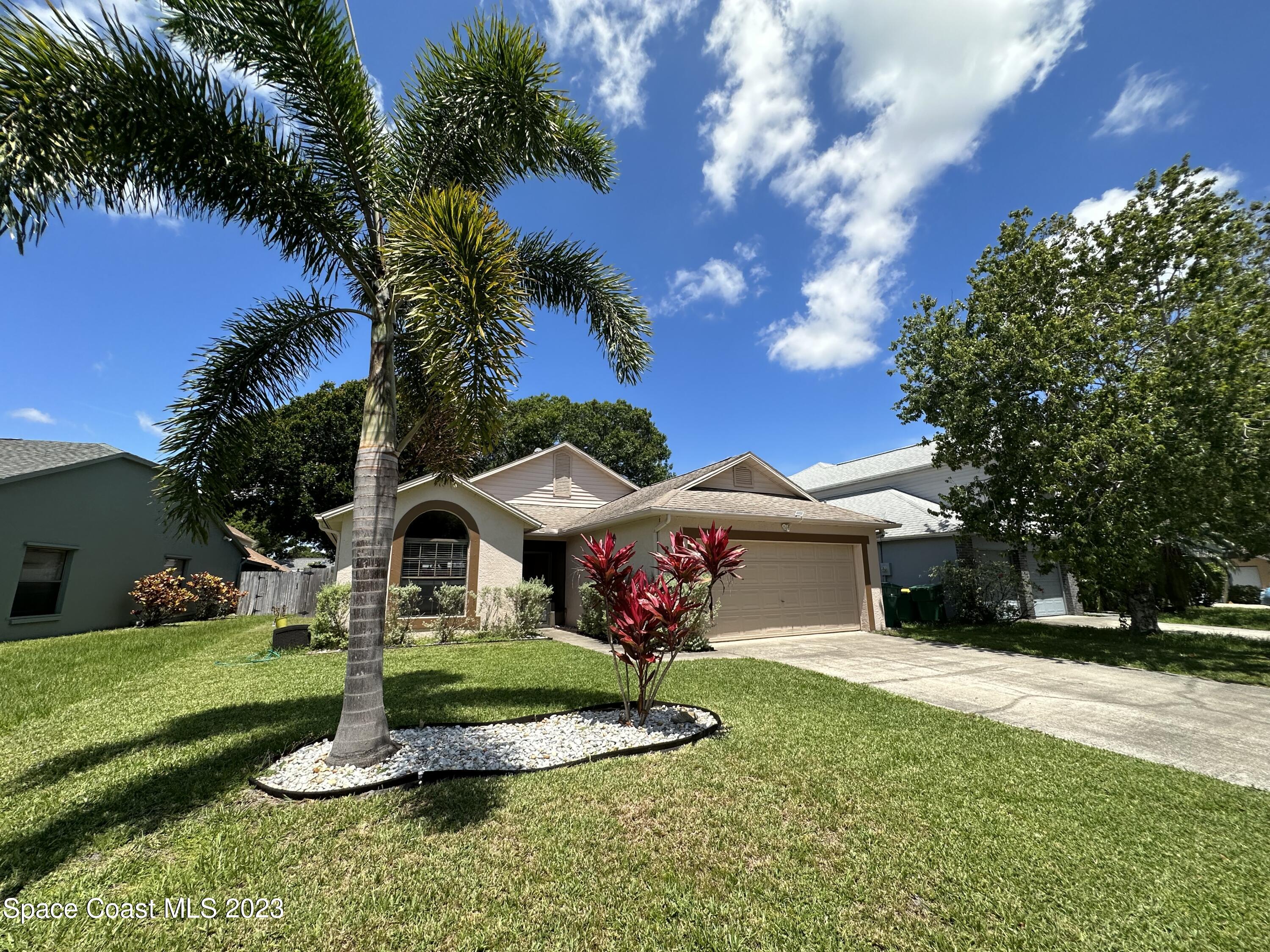 2422 Meadow Cove Boulevard Melbourne FL 32935