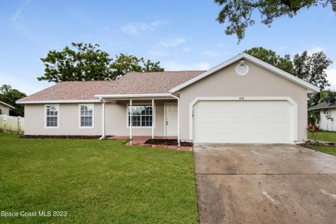 1826 Glenridge Street NW Palm Bay FL 32907