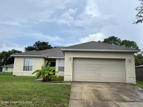 1625 Hays Street NW Palm Bay FL 32907