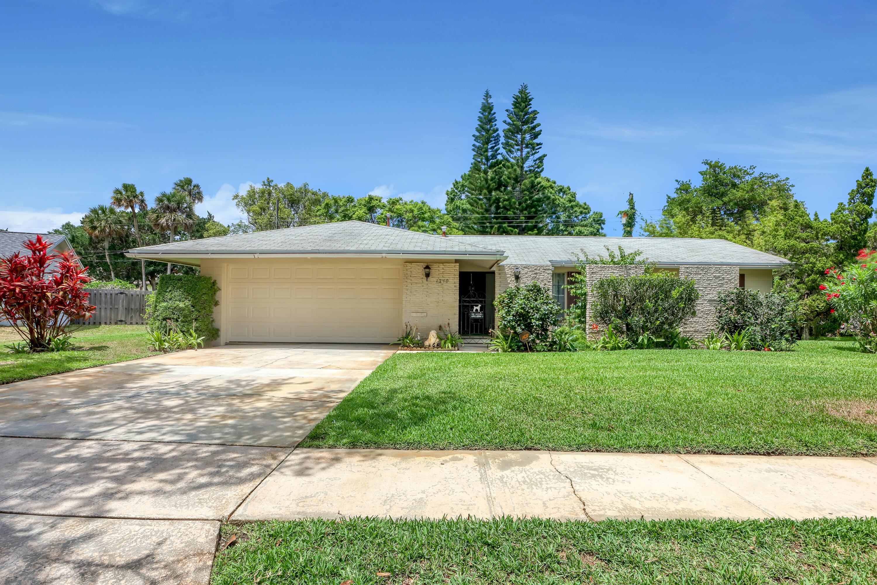 1240 Santa Cruz Avenue Titusville FL 32780