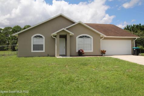 1056 Alpine Avenue NW Palm Bay FL 32907