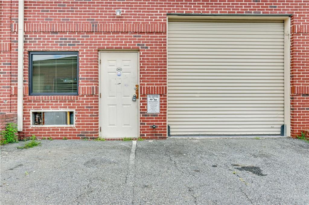 135 Mansell Place Roswell GA 30076