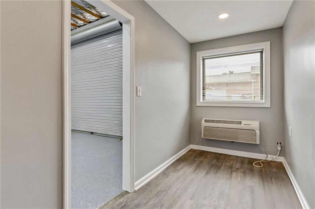 135 Mansell Place Roswell GA 30076