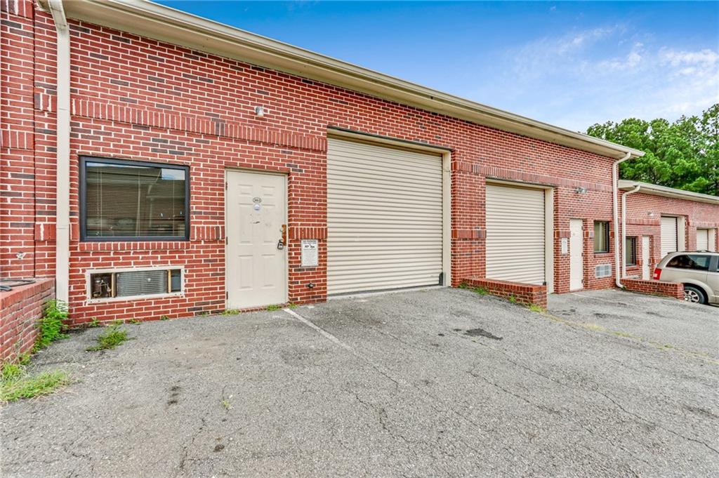 135 Mansell Place Roswell GA 30076