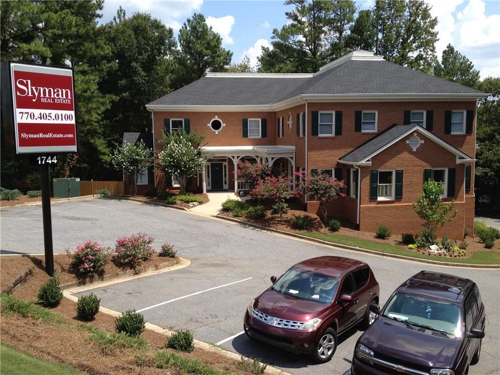1744 Roswell Road Marietta GA 30062