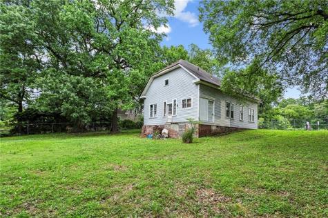 2342 Bolton Road Atlanta GA 30318