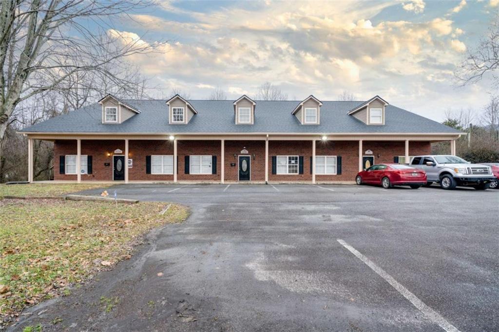 6911 Cleveland Highway Clermont GA 30527
