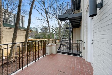 2909 Peachtree Road NE Atlanta GA 30305