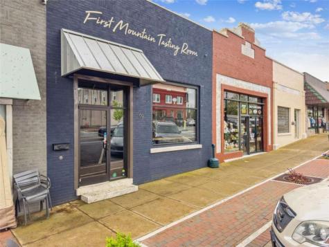 37 Court Street Jasper GA 30143