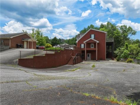 70 Mountain Drive Dahlonega GA 30533