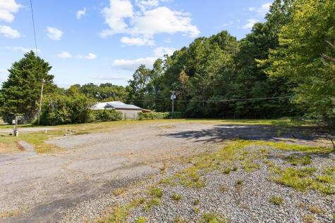 1717 Highway 17 Young Harris GA 30582