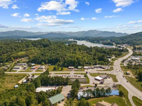 1717 Highway 17 Young Harris GA 30582
