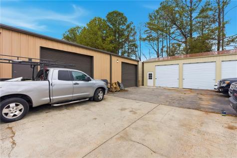 961 Shallowford Road NE Kennesaw GA 30144