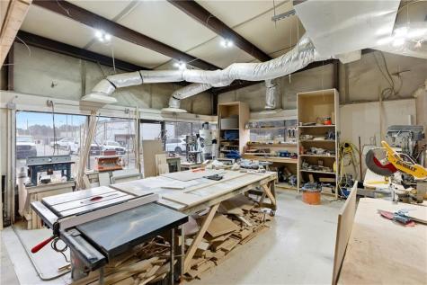 961 Shallowford Road NE Kennesaw GA 30144