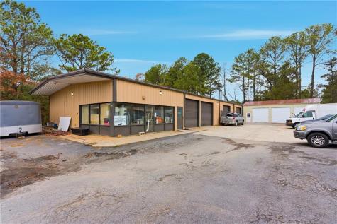 961 Shallowford Road NE Kennesaw GA 30144