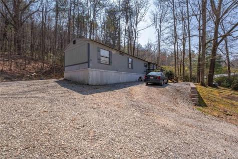 54 Bake Shop Lane Cleveland GA 30528