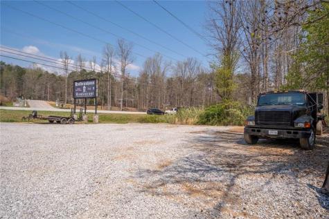 54 Bake Shop Lane Cleveland GA 30528
