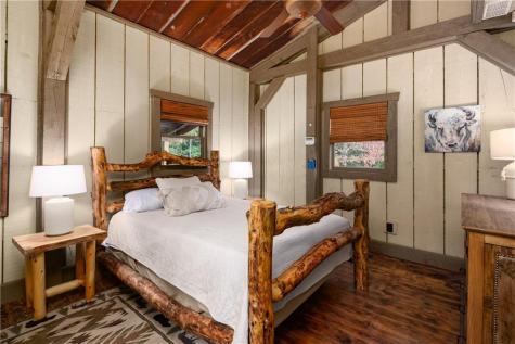 3049 Tray Mountain Road Sautee Nacoochee GA 30157