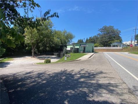 270 Main Street East Dahlonega GA 30533