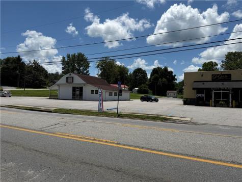 286 S. Main Street Cleveland GA 30528