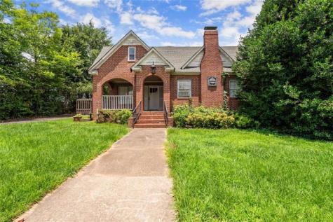 4973 W Broad Street W Sugar Hill GA 30518