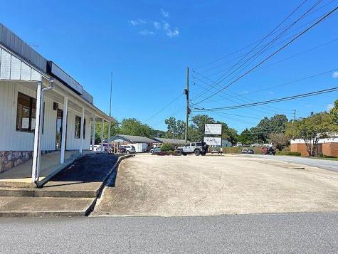 70A Memorial Drive Dahlonega GA 30533