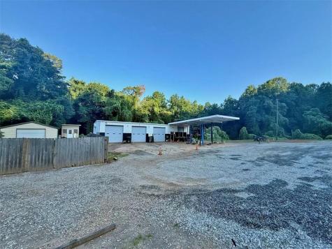 1640 S Chestatee Street Dahlonega GA 30533