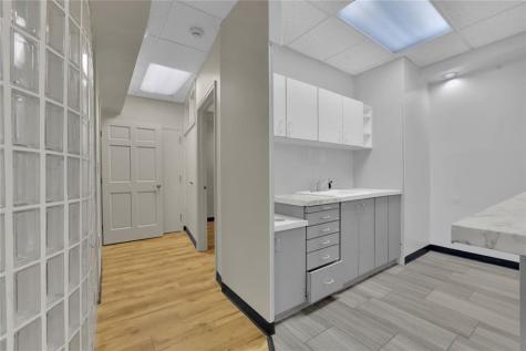 1202 Abbey Court Alpharetta GA 30004